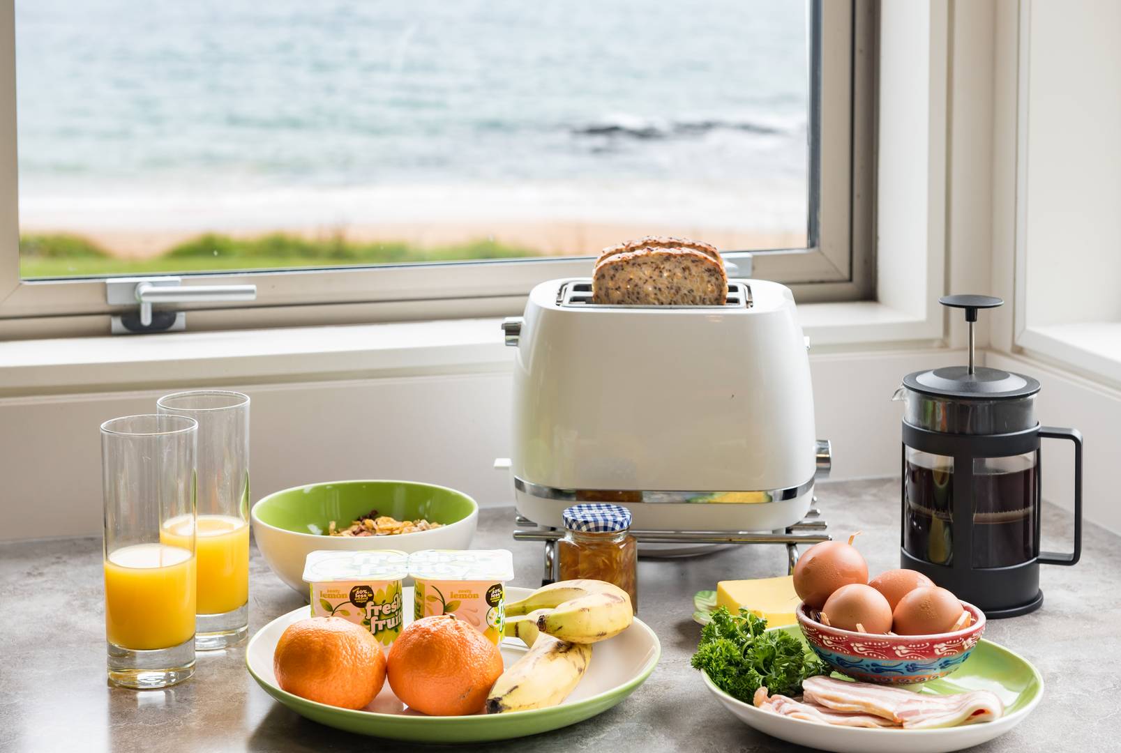 Breakfast at the Golden Sand beachfront accommodation