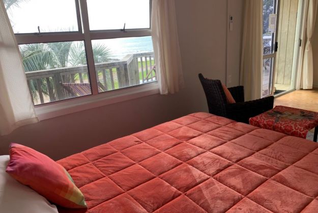 Kina Family Apartment queen bed sleeps 4